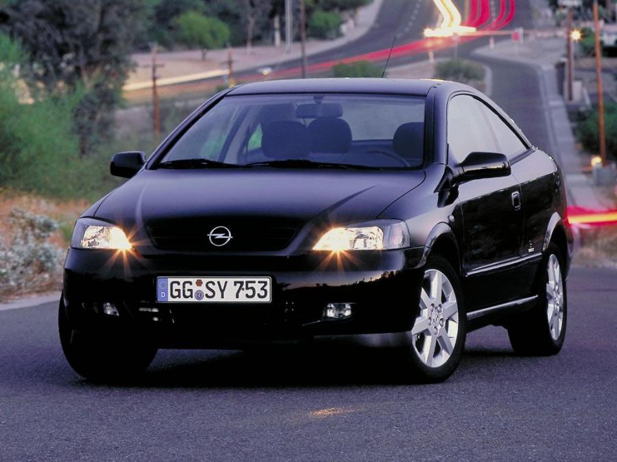  Opel Astra Coupe (G) 2000 года  (фото 31 из 42)